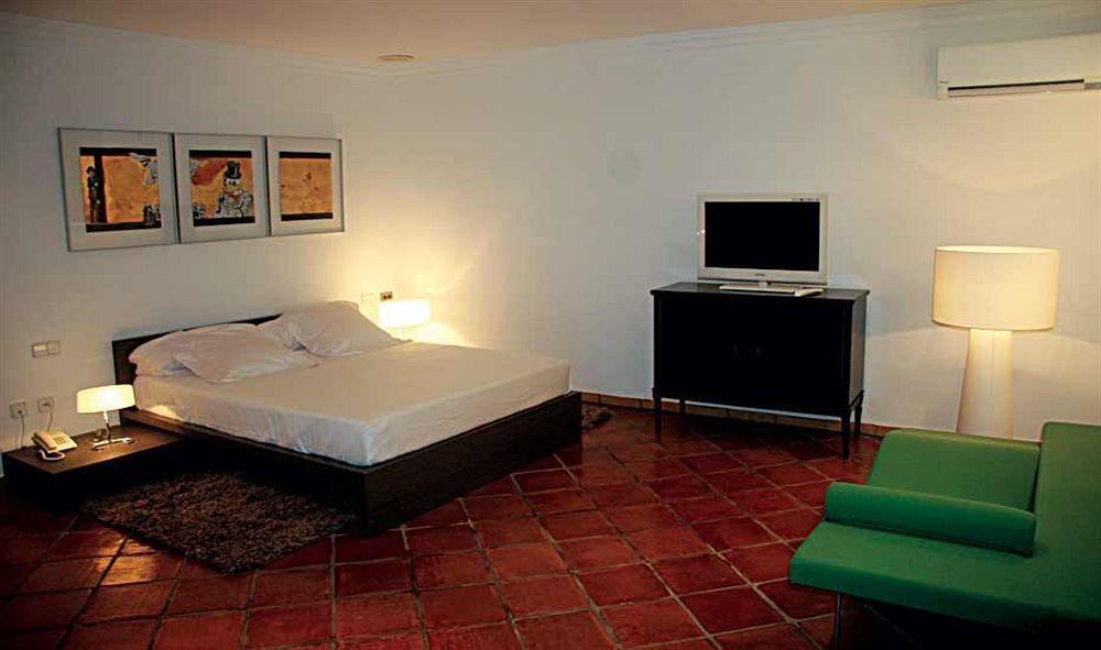 Nou Roma Hotel